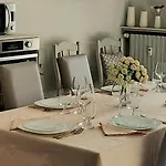 Giaely Apartment